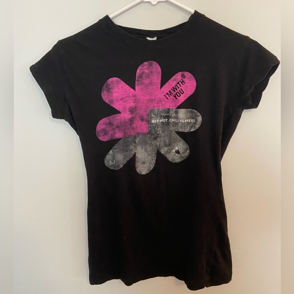Women’s Red Hot Chili Peppers Fitted T-shirt